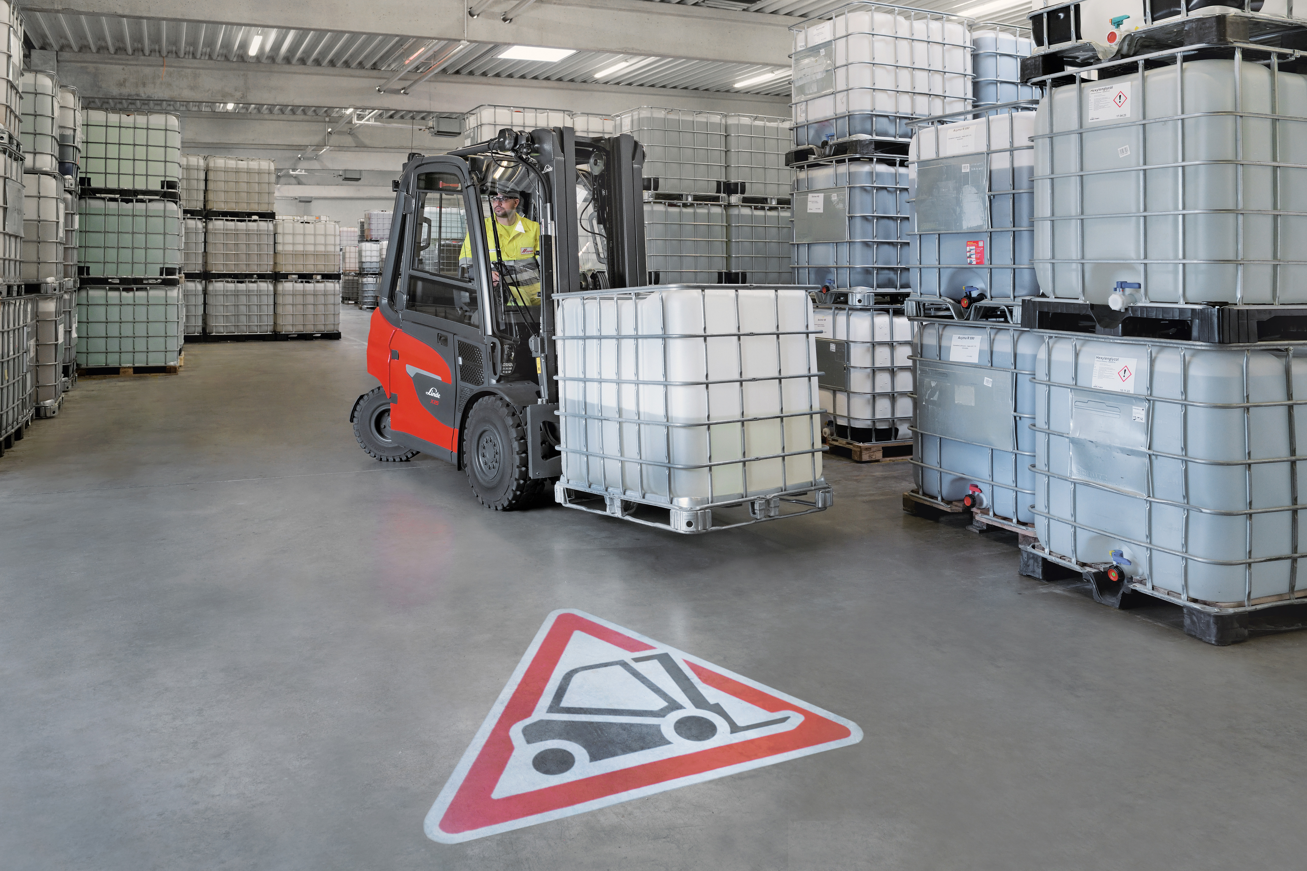 LINDE BR1252 E30 Electric fork lift | Industrial Trucks